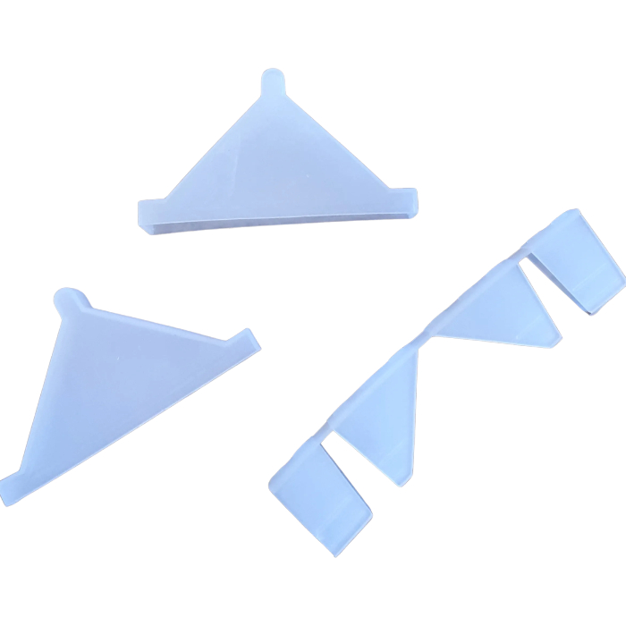 Apsauginiai kampai stiklui